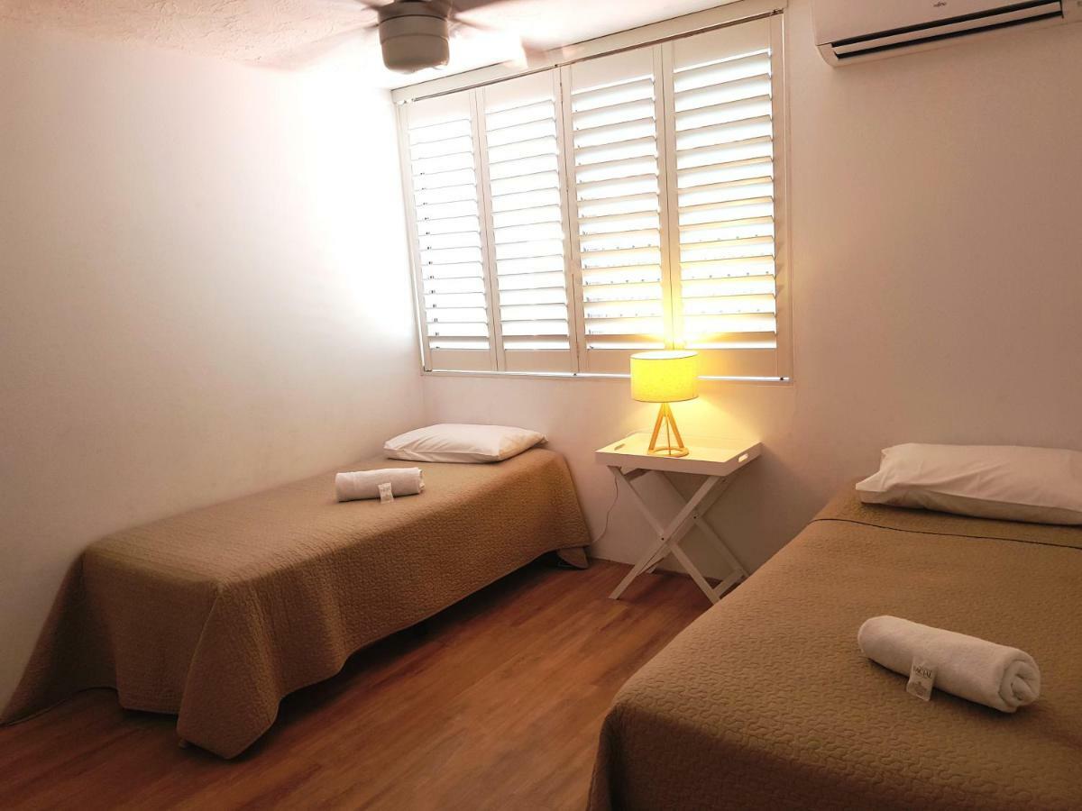 Casablanca Beachfront Apartments Caloundra Eksteriør billede